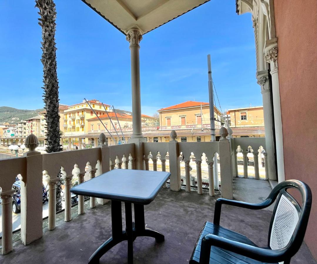Hotel Doria Chiavari Esterno foto