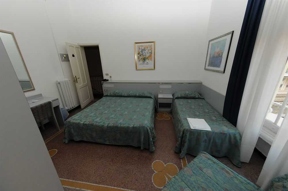 Hotel Doria Chiavari Esterno foto